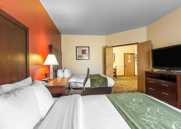 Comfort Suites Palm Desert I-10